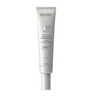 Тонувальний флюїд BABE Laboratorios SPF 50 з адаптивним кольором і NAD+ на 100% фізичних (мінеральних) фільтрах