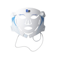Dp Dermaceuticals L.E.D. FACE Mask Kit — домашня LED-маска з червоним та інфрачервоним світлом для шкіри обличчя